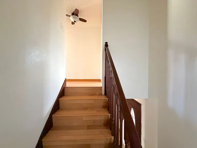 1862 Espee Ct — Photo 23