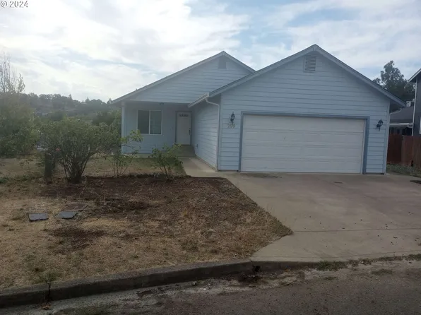 250 Umpqua View Dr, Roseburg, OR 97471