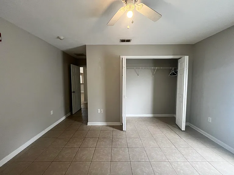 2633 Mission Rd — Photo 15