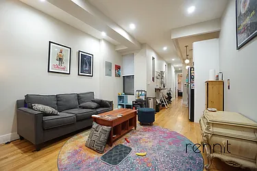 Rented by Rennit Inc.