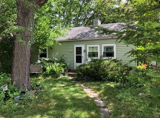 4886 N Mohawk Ave, Glendale, WI 53217