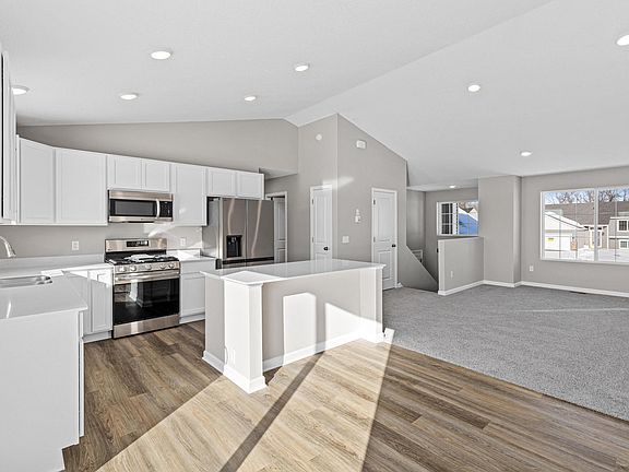 4th image of 6643 Granby St