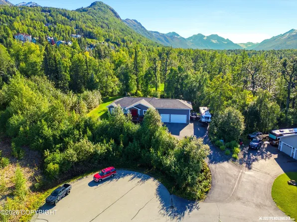 11237 Jessie Mae Cir, Eagle River, AK 99577
