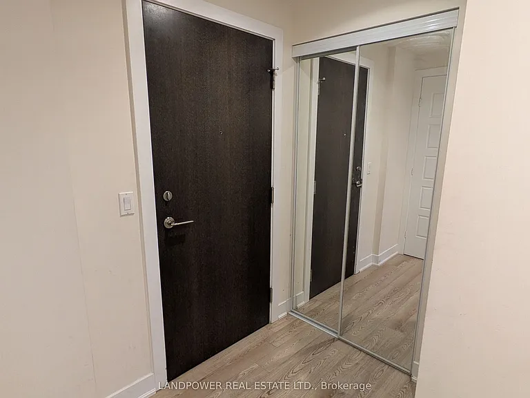 28 Linden St #2806 — Photo 20