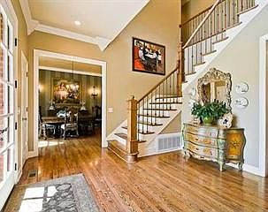2nd image of 2717 N Timberglen Ln