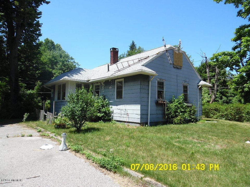 1st image of 779 N Shore Dr