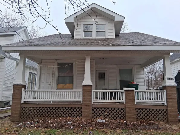 1656 N College St, Decatur, IL 62526