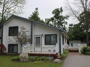 13062 Maple St, Charlevoix, MI 49720
