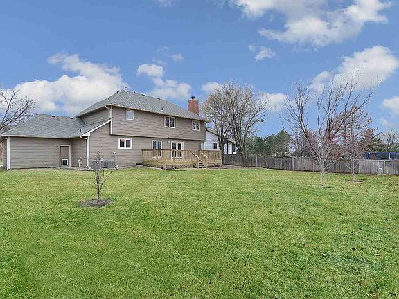 5th image of 8028 E Greenbriar Ct