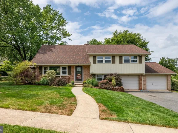 509 Berks Pl, Reading, PA 19609