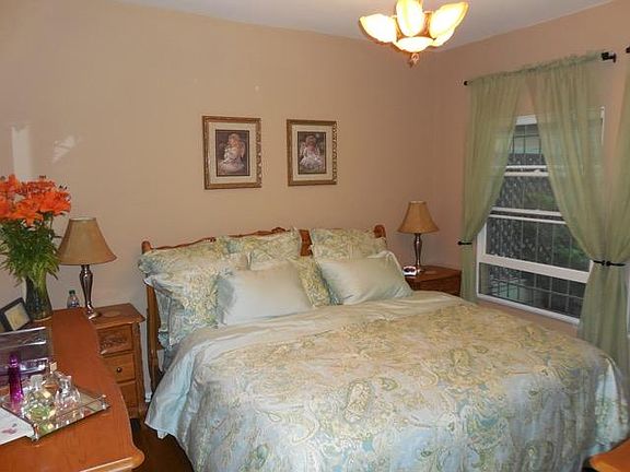 5th image of 522 N Rossmore Ave APT 203