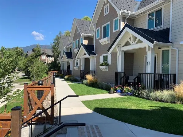 7360 Crabapple Ct #11, Pemberton, BC V0N 2L1