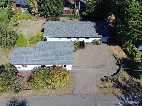 6736 NE Admiralty Lane, Hansville, WA 98340