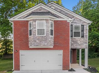 1417 Arbor Place Dr, Morrow, GA 30260
