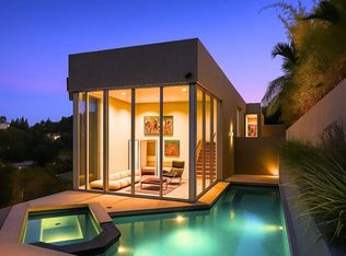 9400 Readcrest Dr, Beverly Hills, CA 90210