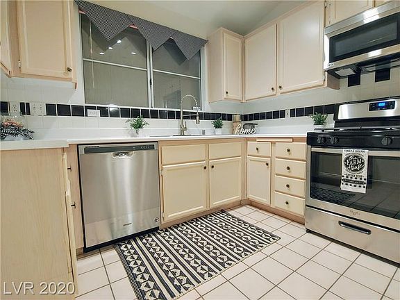3rd image of 2506 Sagamore Dr