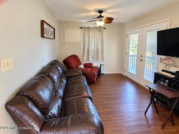 5th image of 2933 Benjo Rd