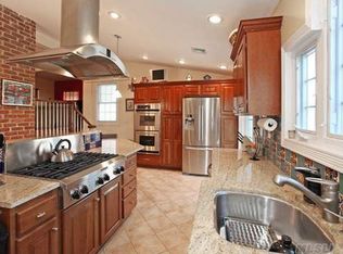 48 Brookside Ave, Merrick, NY 11566