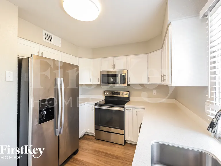 6338 W Purdue Ave — Photo 7