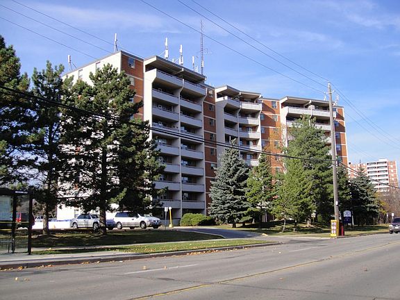 4th image of 420 Greenhill Ave