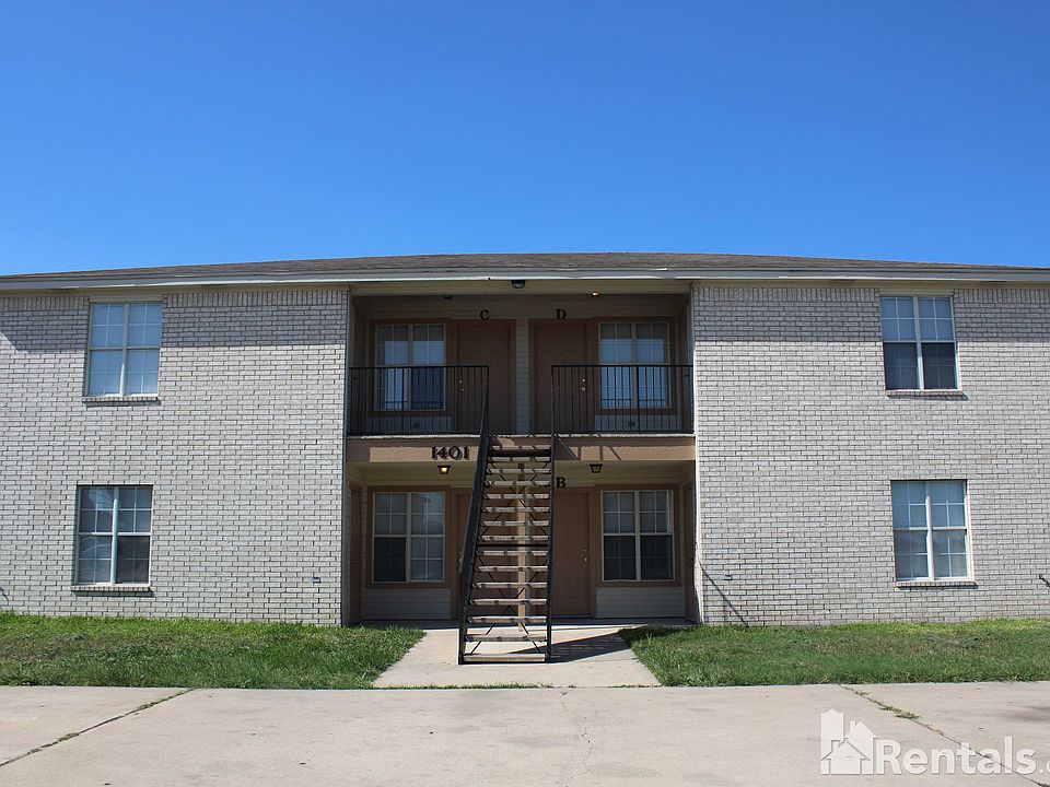 1st image of 1401 Dugger Cir APT A