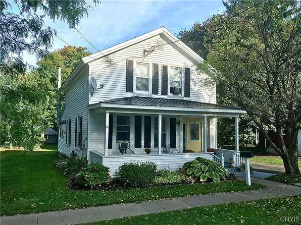 37 Wardwell St, Adams, NY 13605