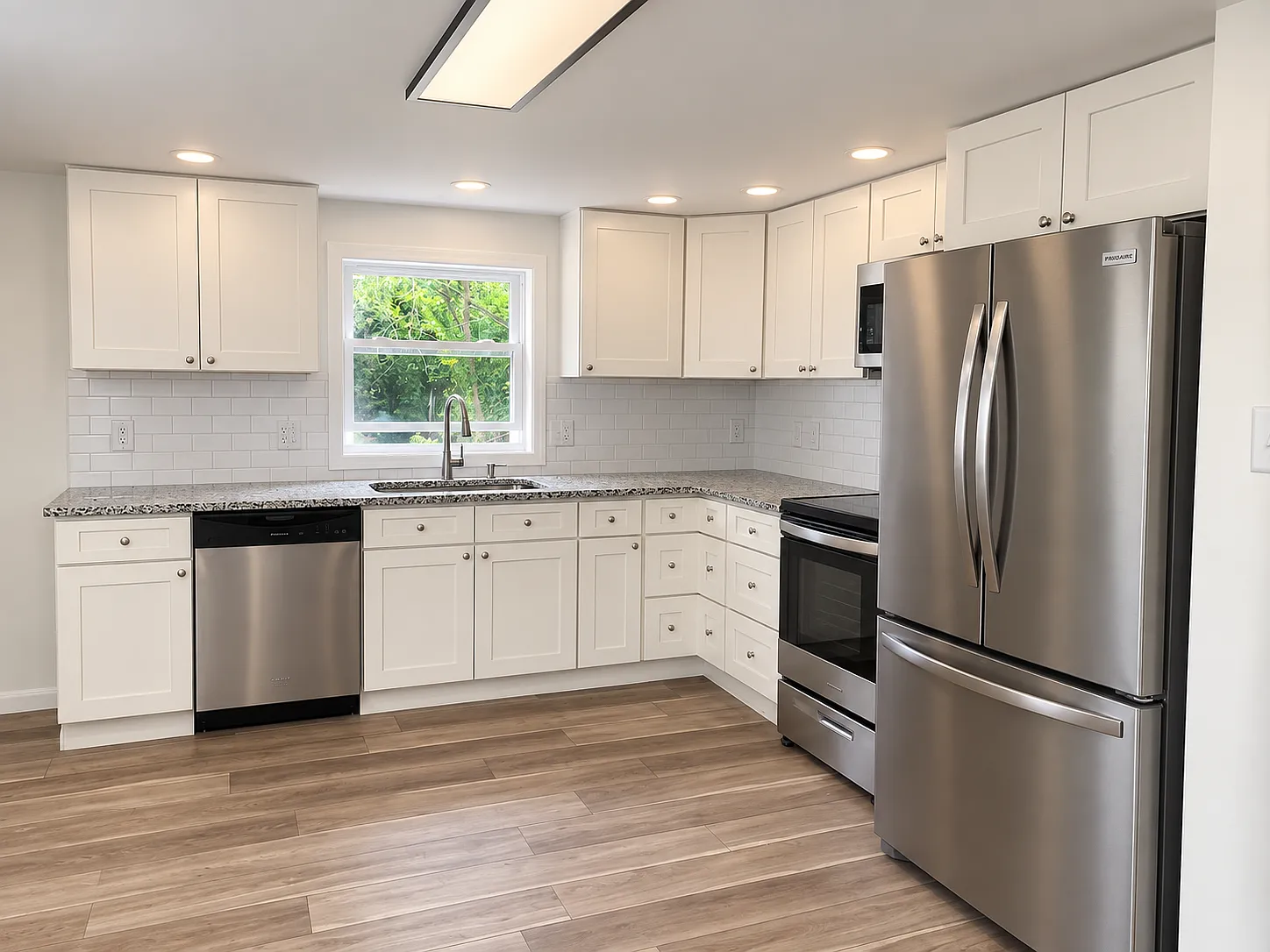 3 bed, 1600 sqft, $1,800 — Photo 3