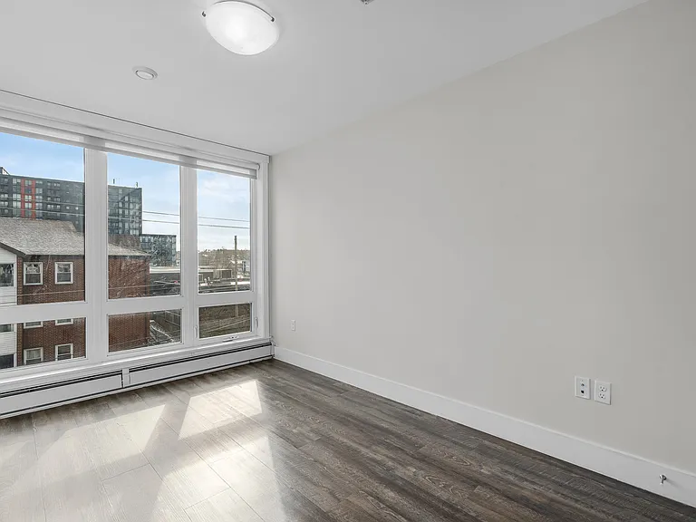 3569 Dutch Village Rd — Photo 43