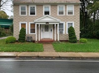 302 Woodbridge St, Manchester, CT 06042