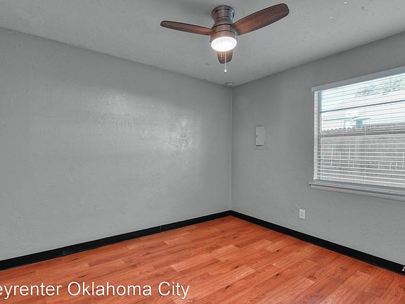 3rd image of 2711 NW 36th St #2711