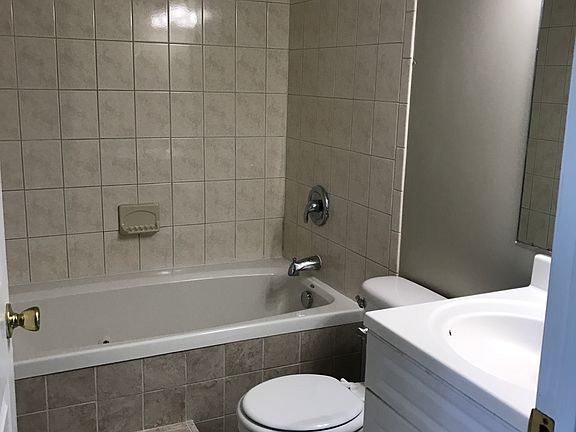 4th image of 3322 Wyndale Ct