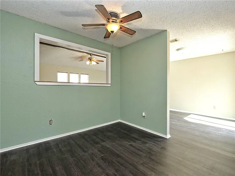 8407 Gallatin Dr — Photo 9