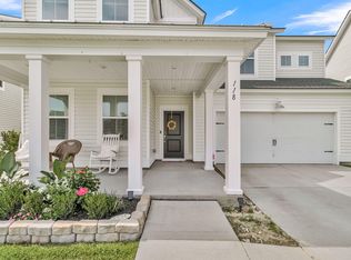 118 Red Bluff St, Summerville, SC 29483