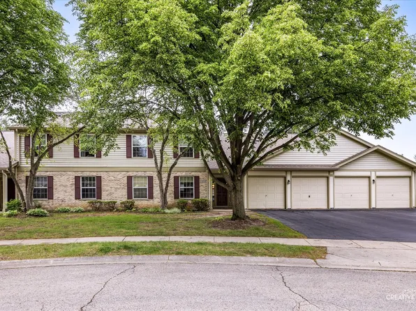 1103 Stratford Ct APT C, Elgin, IL 60120