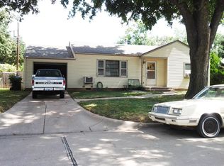 810 N Spruce St, Newton, KS 67114