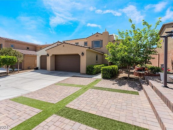 4th image of 829 Fox Mountain Ct
