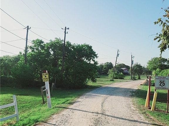 4th image of 1438 Guadalupe River Dr