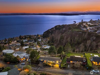 10943 39th Avenue SW, Seattle, WA, 98146