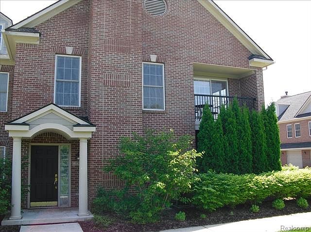 1st image of 5708 Hampshire Ln