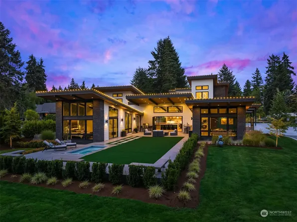20040 156th Avenue NE, Woodinville, WA 98072