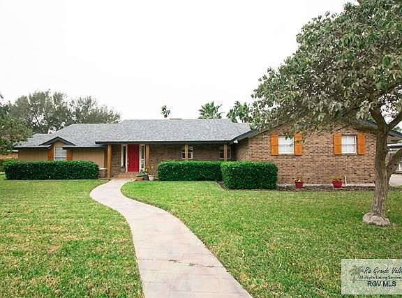 3rd image of 733 Caro Cir