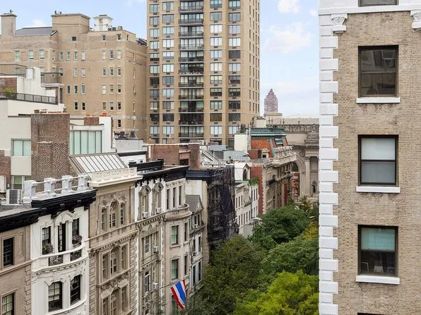 45 East 82nd Street image 16 of 18