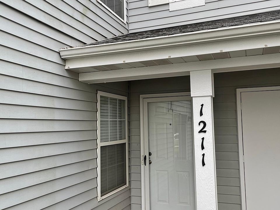 1st image of 1211 Orleans Dr