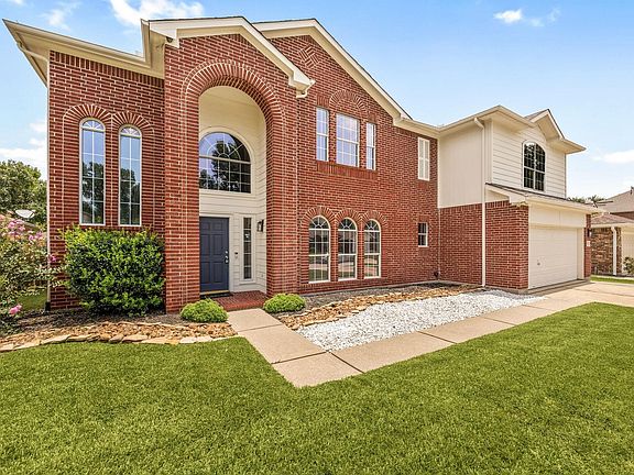 2nd image of 20926 Trellis Ln