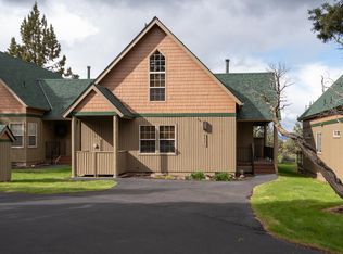 8825 Canyon Wren Ct, Redmond, OR 97756