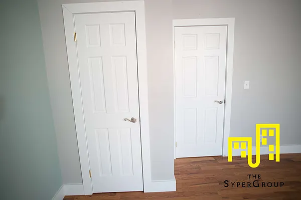 Rented by The Syper Group | media 6