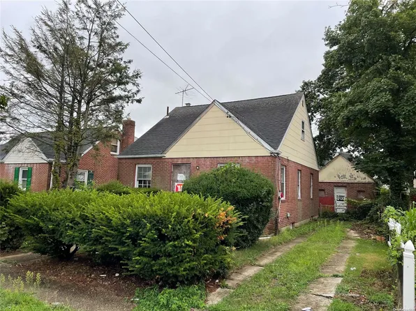 179 Fairlawn Ave, West Hempstead, NY 11552