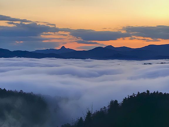 4th image of 5065 Blowing Rock Blvd