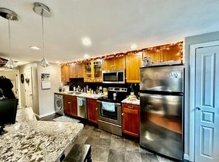 61 Salem St #3FF, Boston, MA 02113