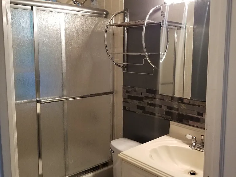 6427 S Langley Ave #2 — Photo 11